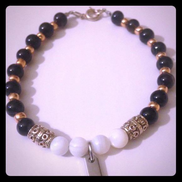 Woman's Black Bead Charm Bracelet - Picture 1 of 3